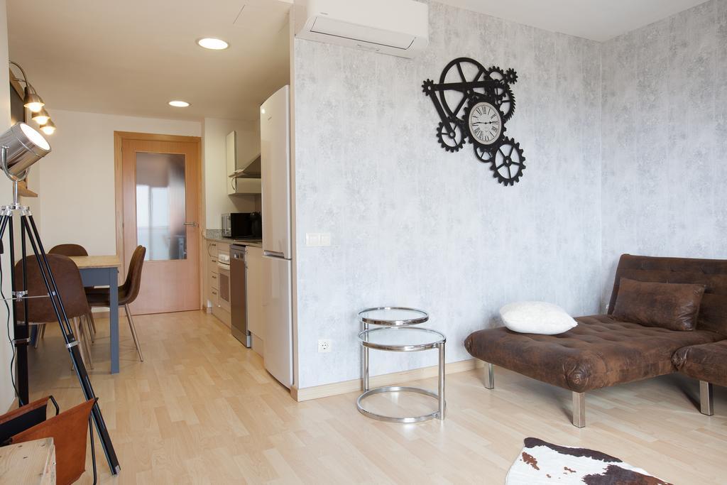 Apartment Beach Front Canet Canet De Mar Exterior photo